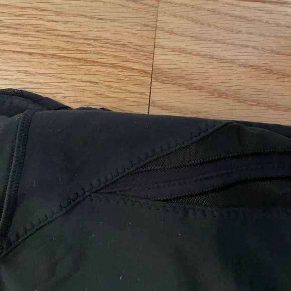 Lululemon mesh detail legging - Picture 5 of 7